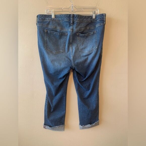 Torrid Cropped Boyfriend Jeans size 14 - Picture 2 of 10